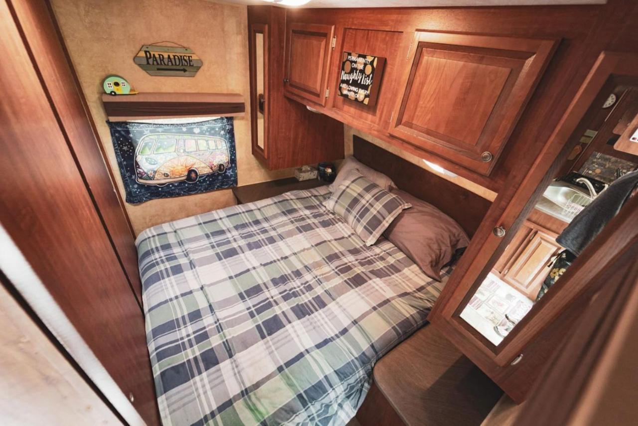Hotel Rv Adventure Roscoe Pet Friendly Exterior foto